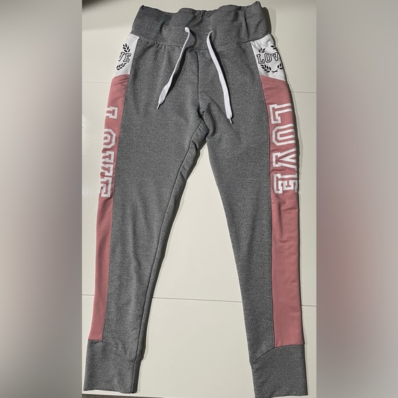 Women’s spandex pants. Size medium. Elastic waist band. - Picture 7 of 9